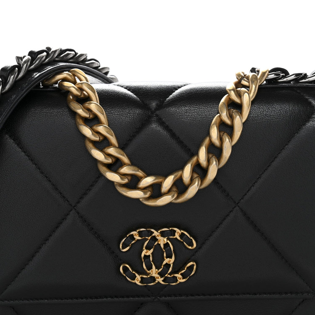 Lambskin Quilted Chanel 19 Wallet On Chain WOC Black wholesalehk.shop