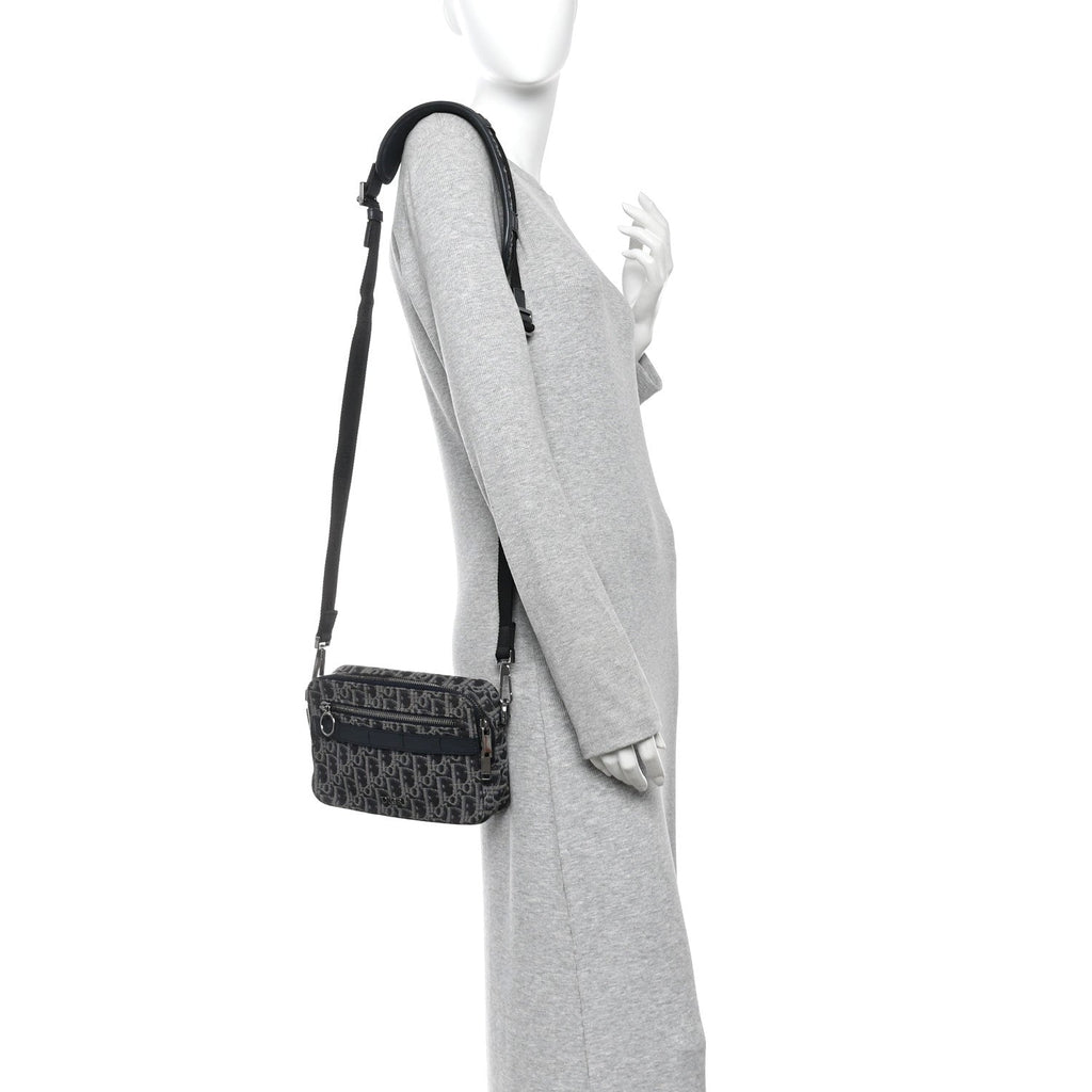 HOMME Oblique Jacquard Safari Messenger Navy Blue wholesalehk.shop