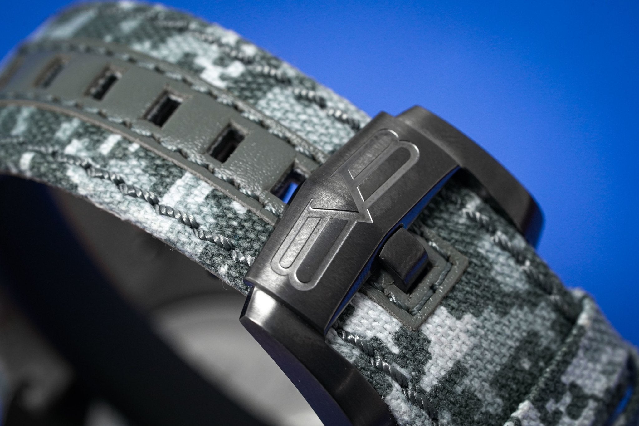 Bomberg Chronograph Watch BOLT-68 Winter Camo Limited Edition wholesalehk.shop