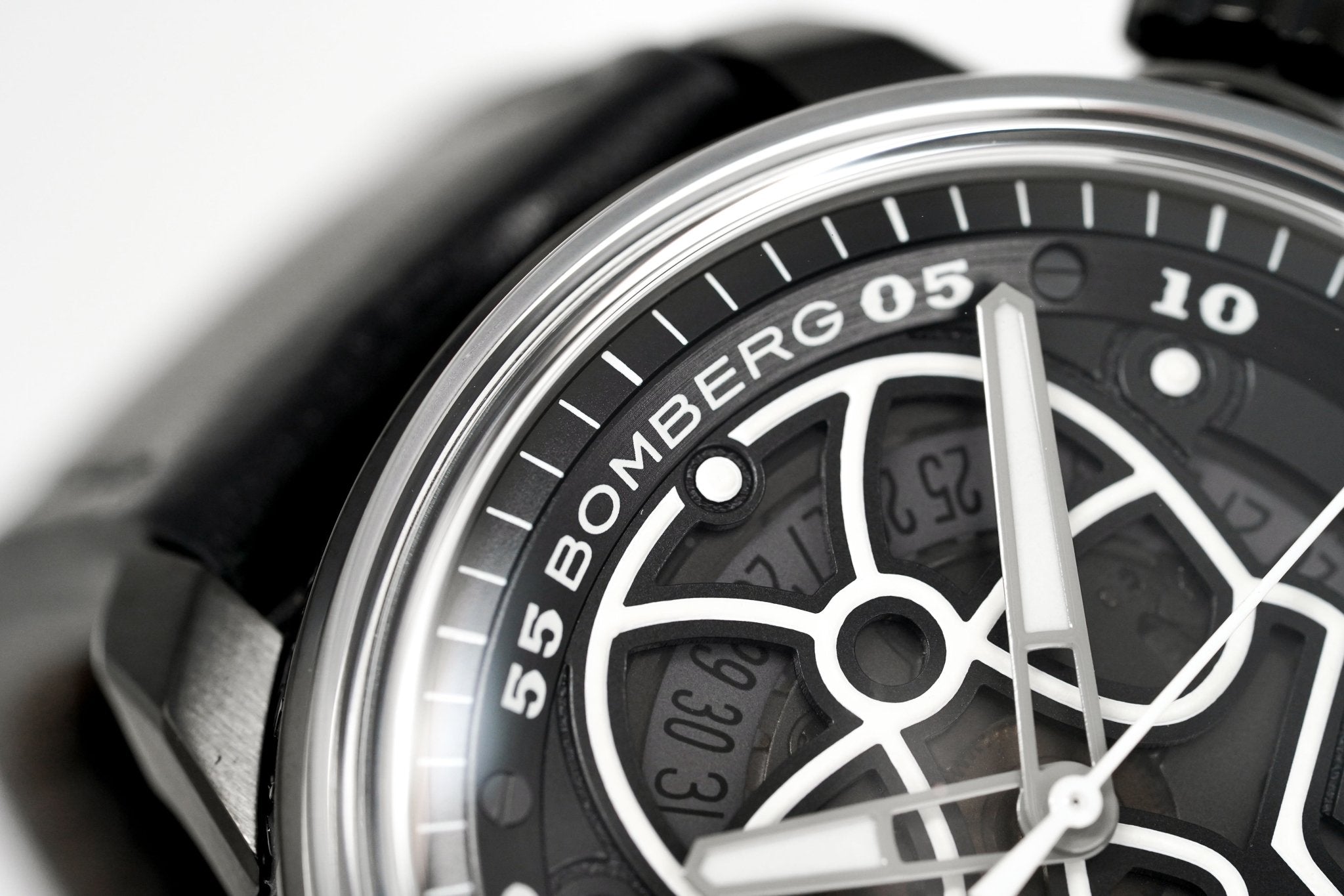 Bomberg  Watch BB-01 Automatic Skull wholesalehk.shop