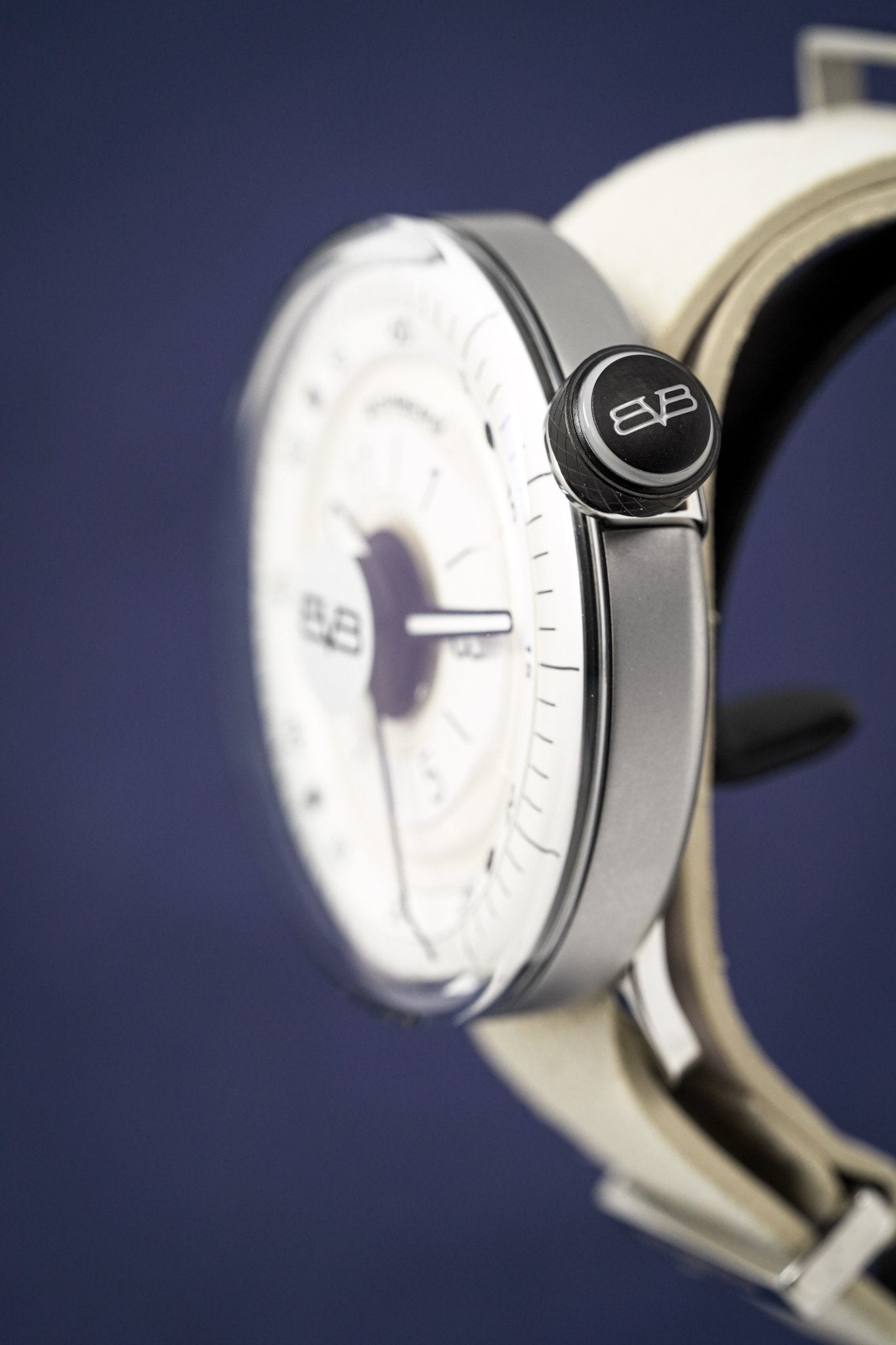 Bomberg Men's Watch BB-01 Ivory wholesalehk.shop