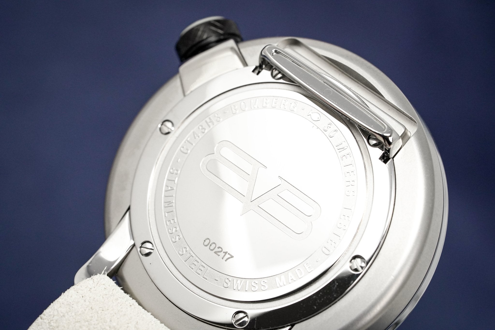 Bomberg Men's Watch BB-01 Ivory wholesalehk.shop