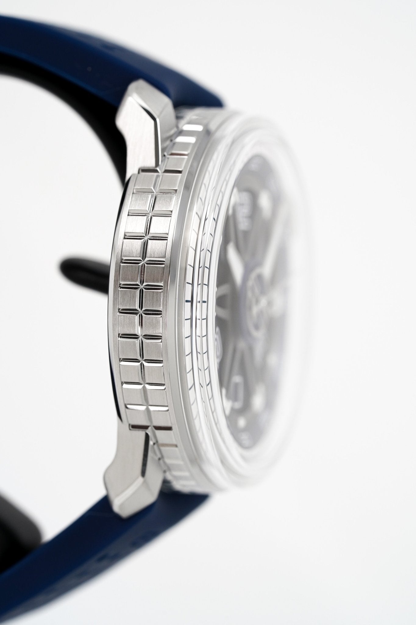 Bomberg Watch BB-01 Automatic Blue wholesalehk.shop