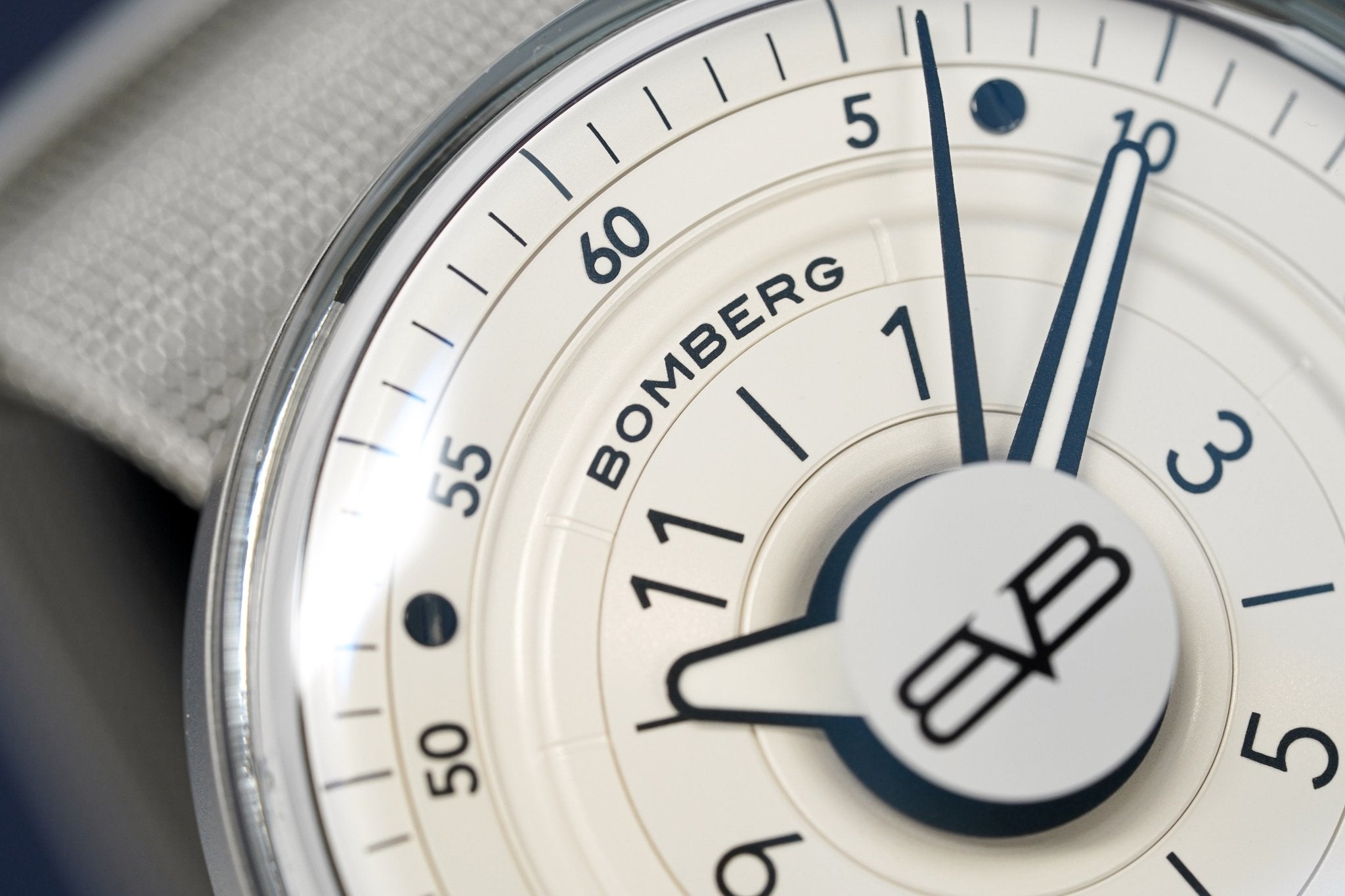 Bomberg Men's Watch BB-01 Stainless Steel wholesalehk.shop