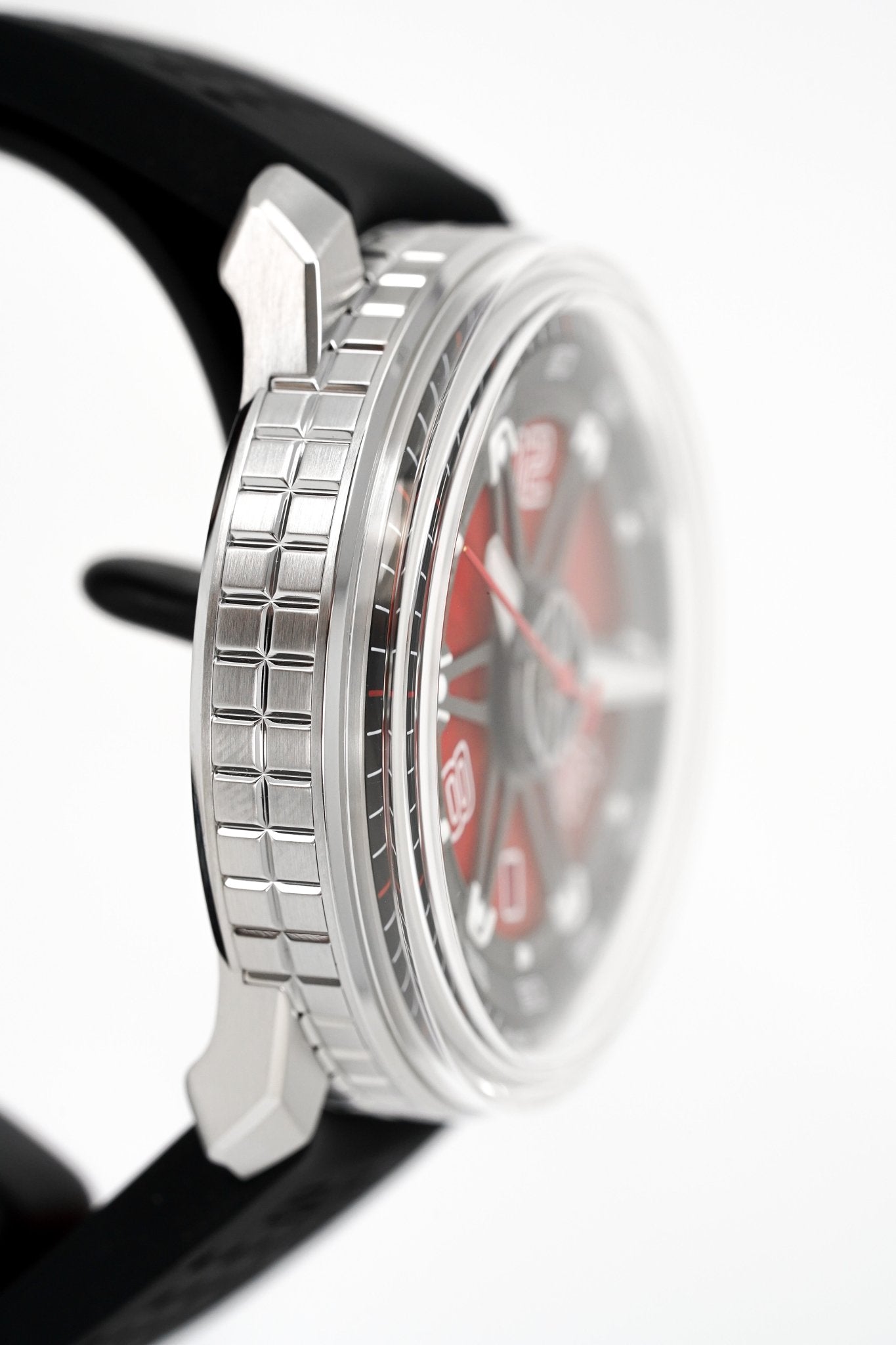 Bomberg Watch BB-01 Automatic Red wholesalehk.shop