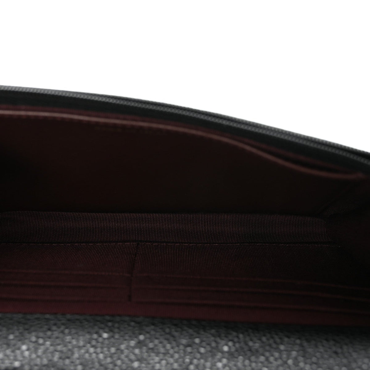 Caviar Quilted Wallet on Chain WOC Black wholesalehk.shop