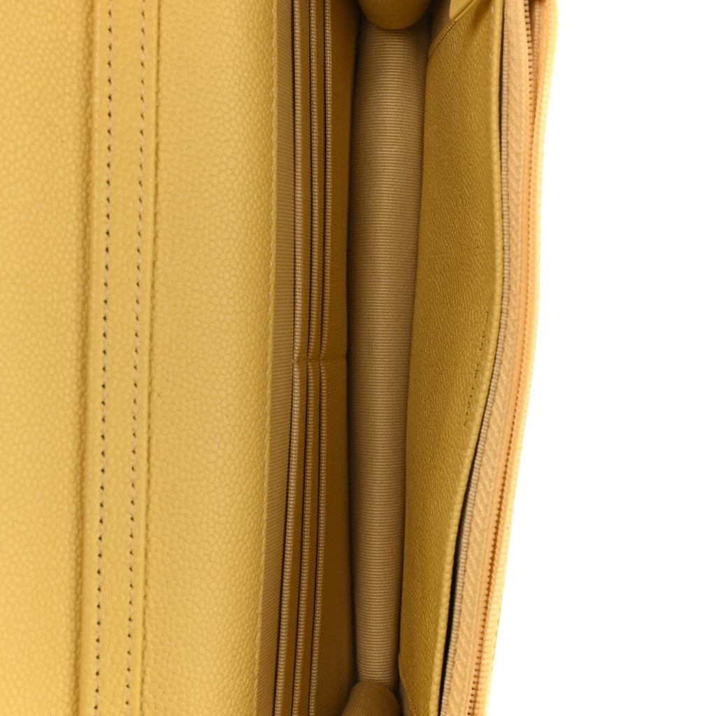 Caviar Quilted Tiny CC Wallet On Chain WOC Yellow wholesalehk.shop