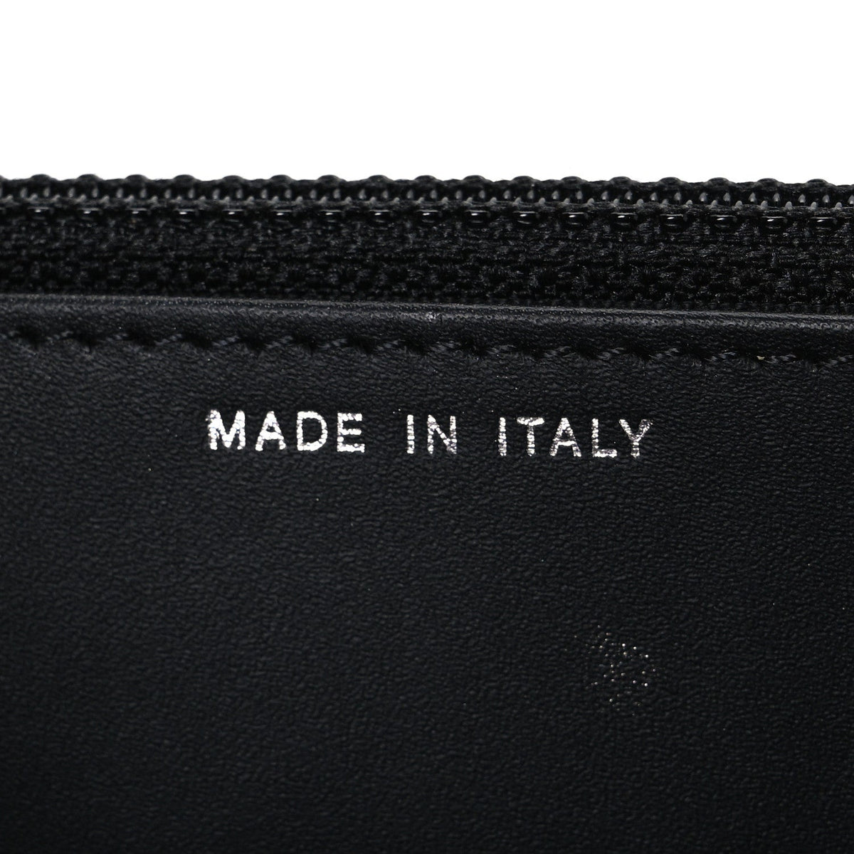 Patent Quilted Wallet On Chain WOC Black wholesalehk.shop