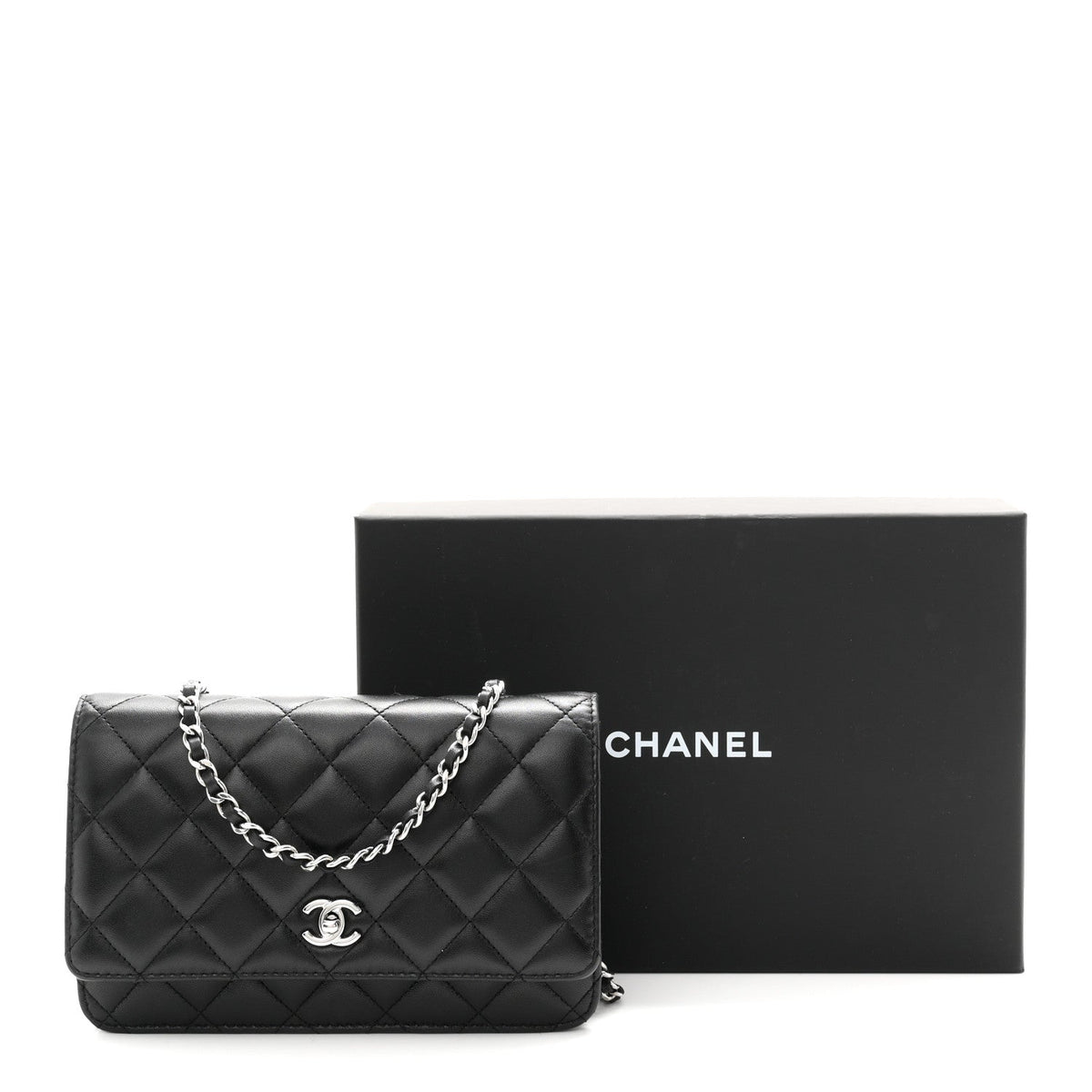 Lambskin Quilted CC Turnlock Wallet On Chain WOC Black wholesalehk.shop