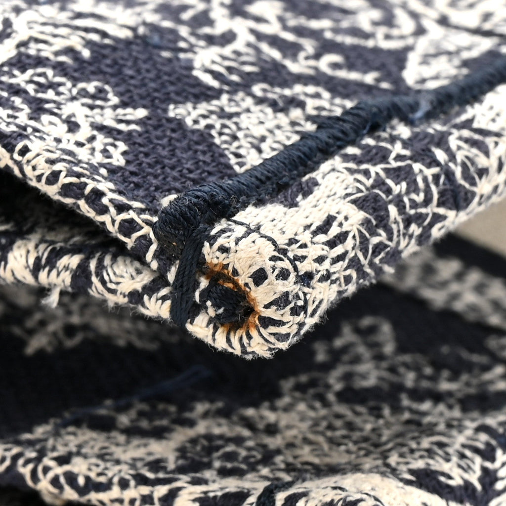 Calfskin Dioriviera Toile De Jouy Small Book Tote With Strap Blue Multicolor £¨ Direct shipment via from wholesalehk.shop