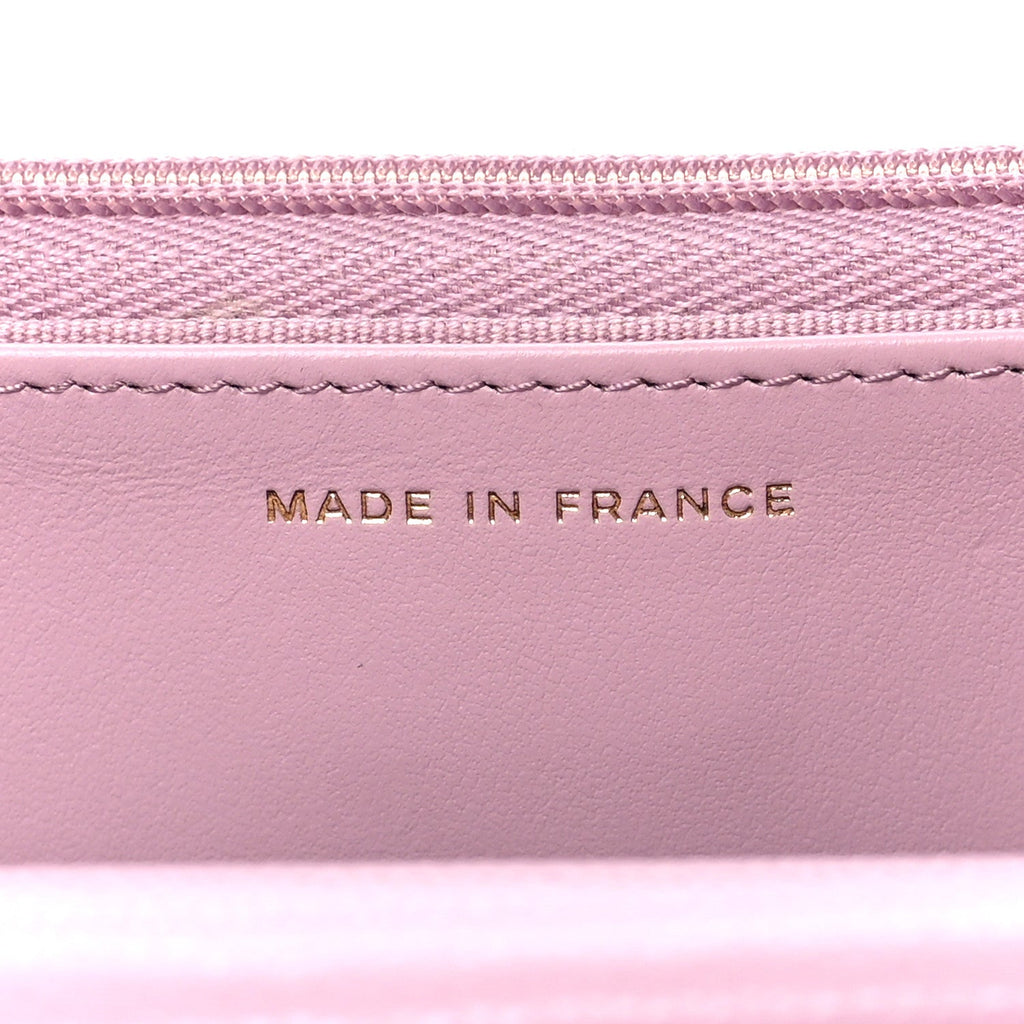 Caviar Quilted Wallet on Chain WOC Light Pink wholesalehk.shop