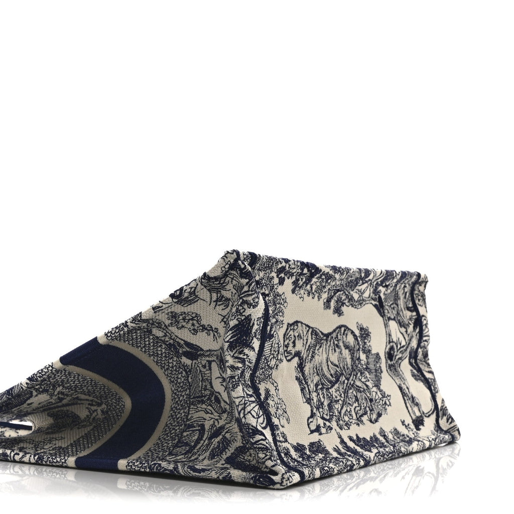 Canvas Embroidered Medium Dioriviera Toile De Jouy Book Tote Blue £¨ Direct shipment via from wholesalehk.shop