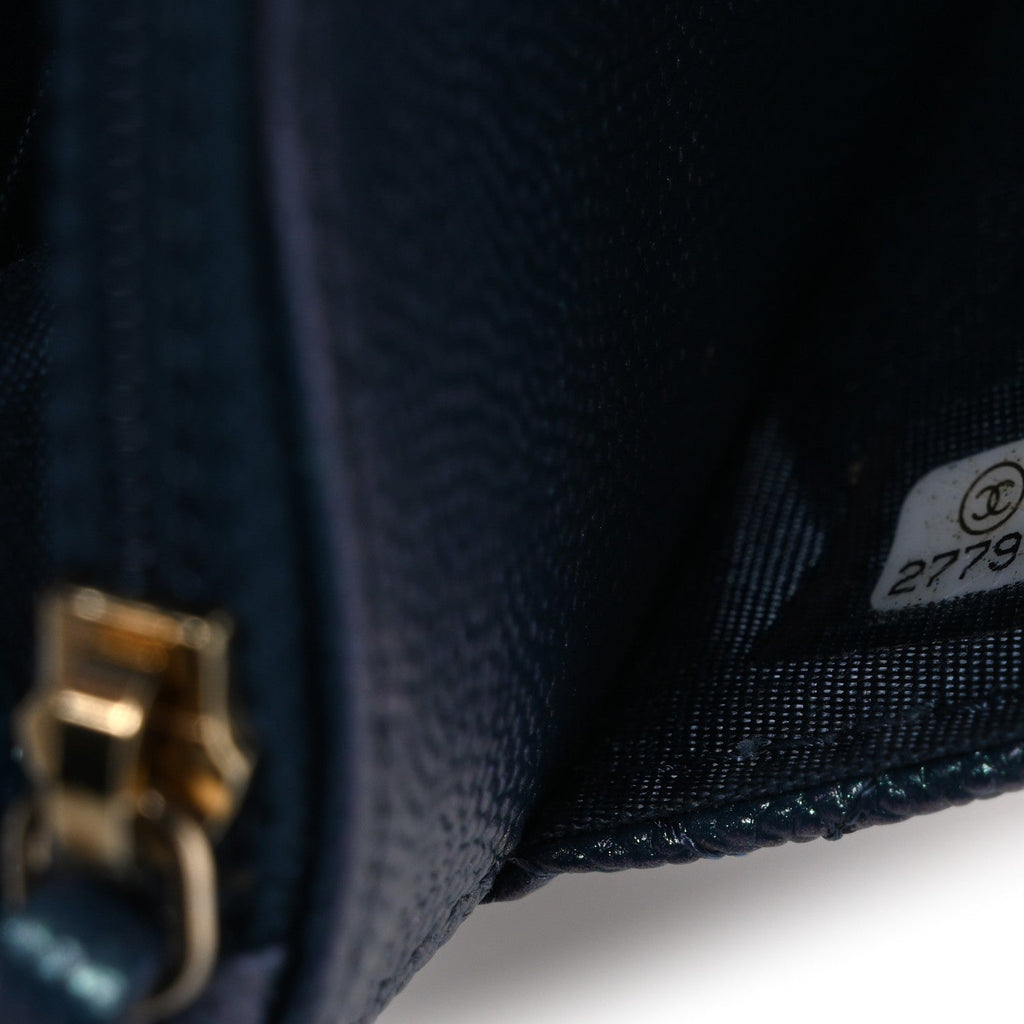 Iridescent Caviar Quilted Wallet on Chain WOC Dark Blue wholesalehk.shop
