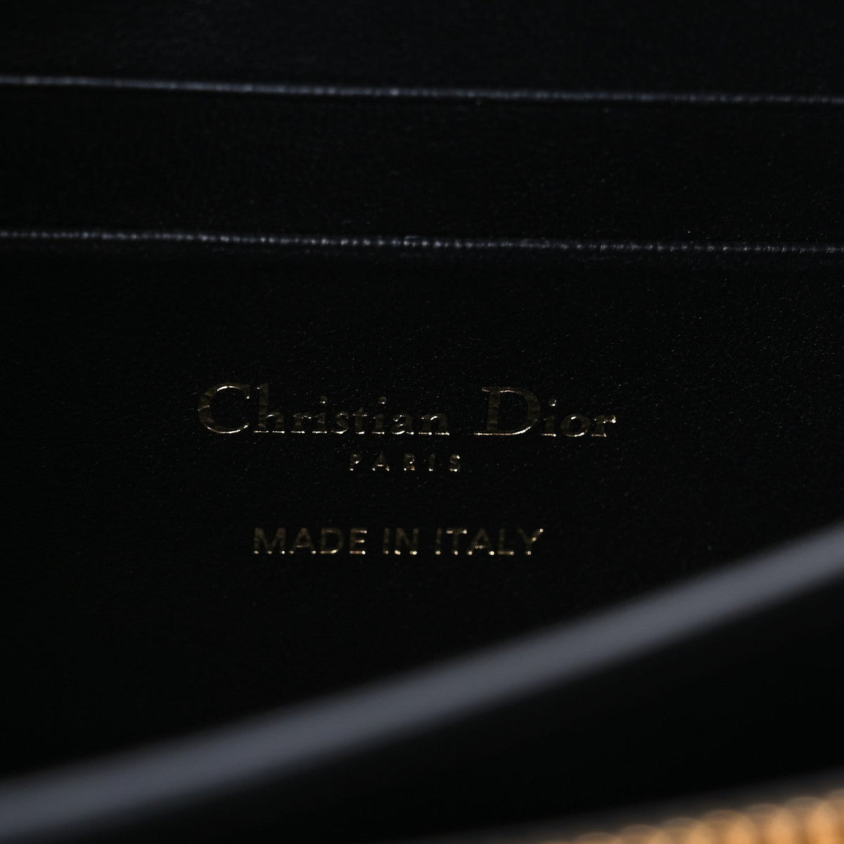 Lambskin Enamel Macrocannage Dioramour Mini Miss Caro Bag Black Red wholesalehk.shop