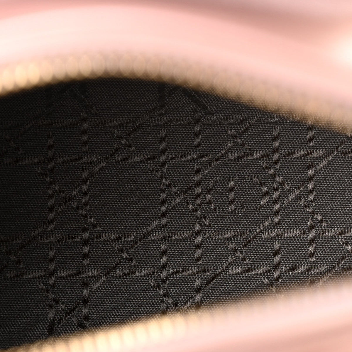 Pearly Lambskin Cannage Medium Lady Dior Lotus wholesalehk.shop