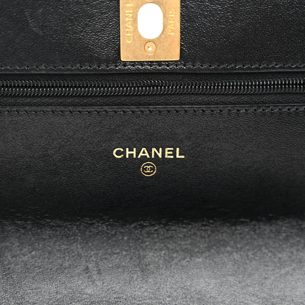 Lambskin Quilted Sweetheart Wallet On Chain WOC Black wholesalehk.shop
