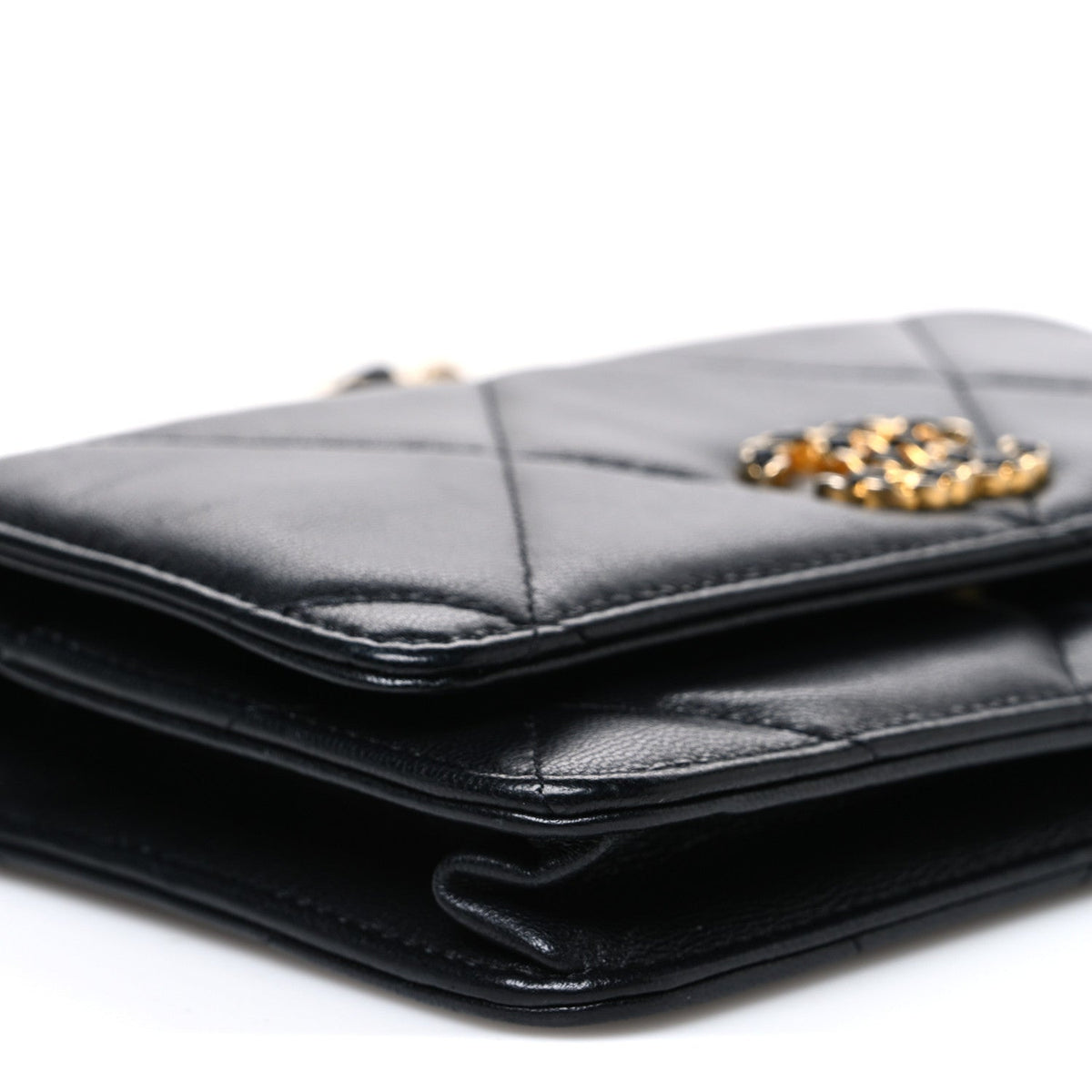Goatskin Quilted Chanel 19 Wallet On Chain WOC Black wholesalehk.shop