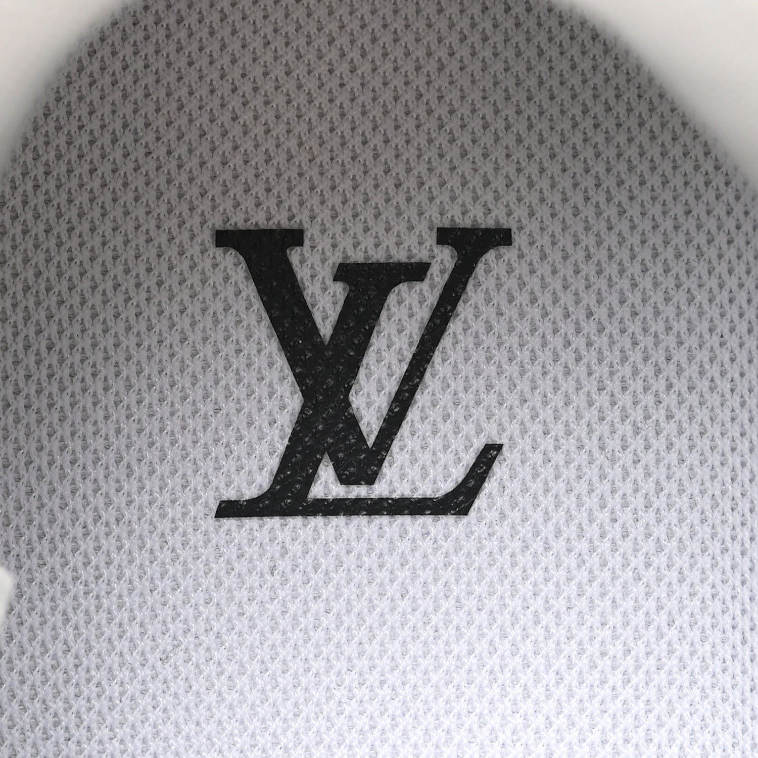 Grained Calfskin Womens LV Trainer Sneakers 37 White £¨ Direct shipment via from wholesalehk.shop