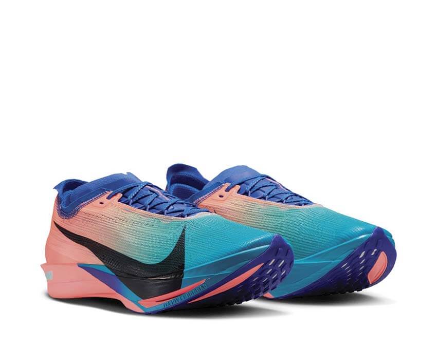 Nike Streakfly 2 "Atomic Pink"