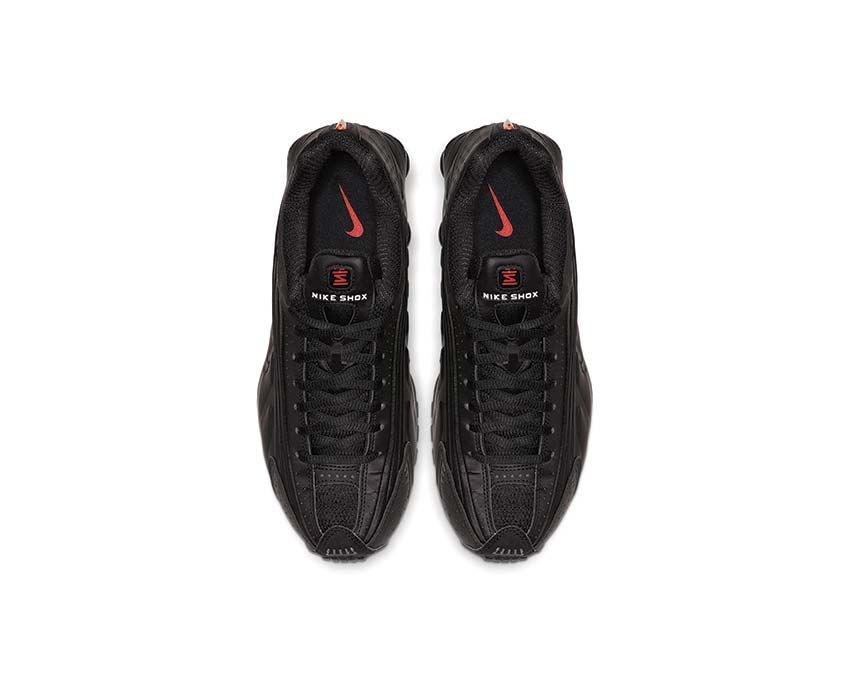 Nike Shox R4
