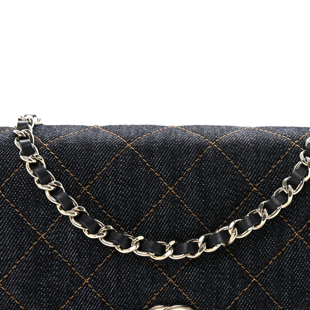Denim Quilted CC Turnlock Wallet On Chain WOC Dark Blue Orange wholesalehk.shop