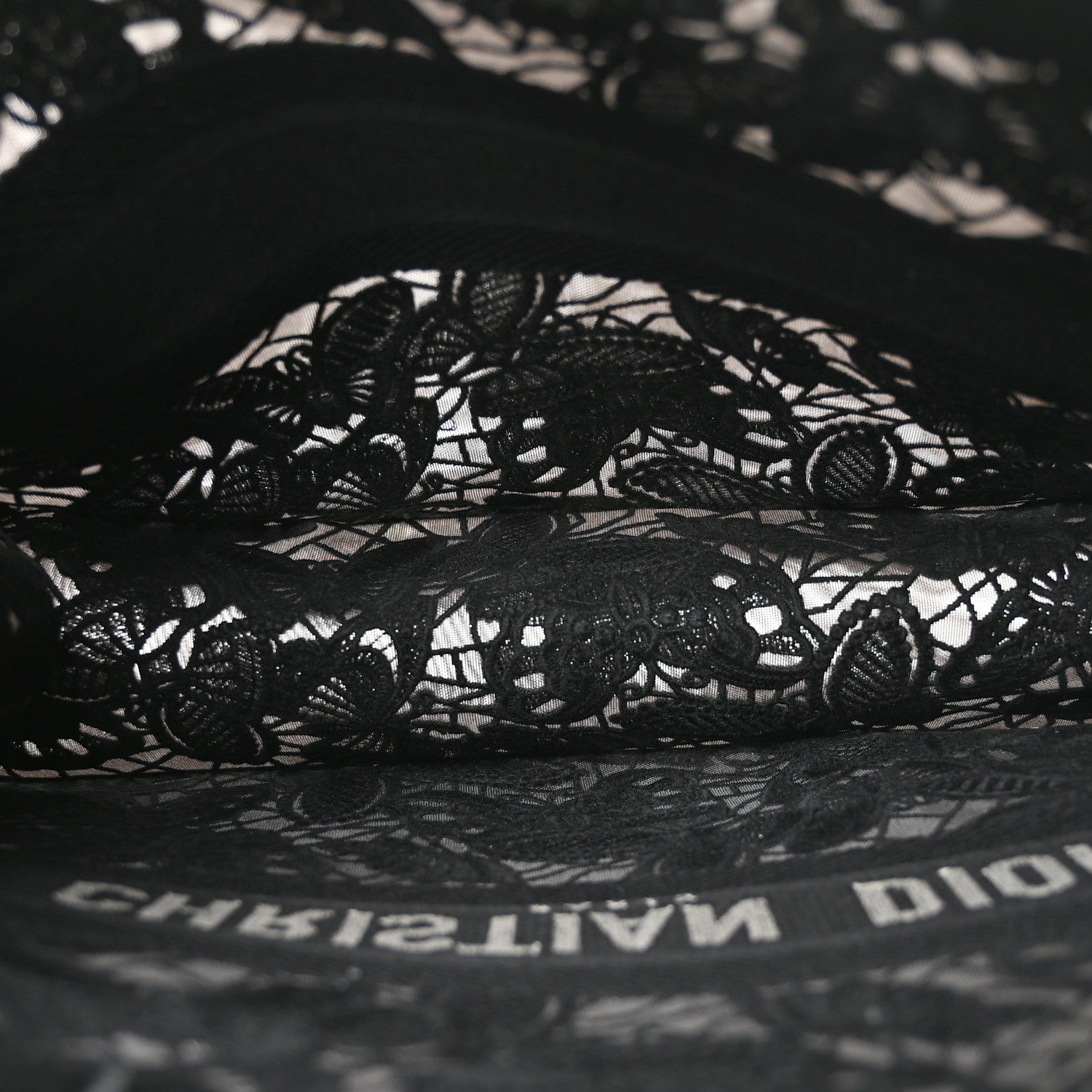 Embroidered 3D Macrame D-Lace Butterfly Large Book Tote Black Multicolor £¨ Direct shipment via from wholesalehk.shop