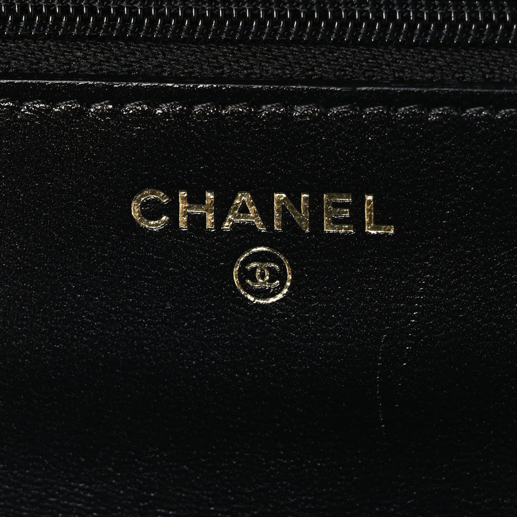 Shiny Lambskin Quilted Golden Links Wallet On Chain WOC Black wholesalehk.shop