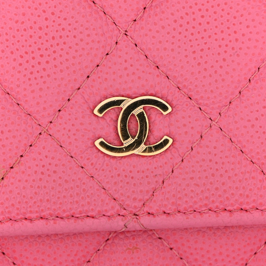 Caviar Quilted Wallet on Chain WOC Pink wholesalehk.shop