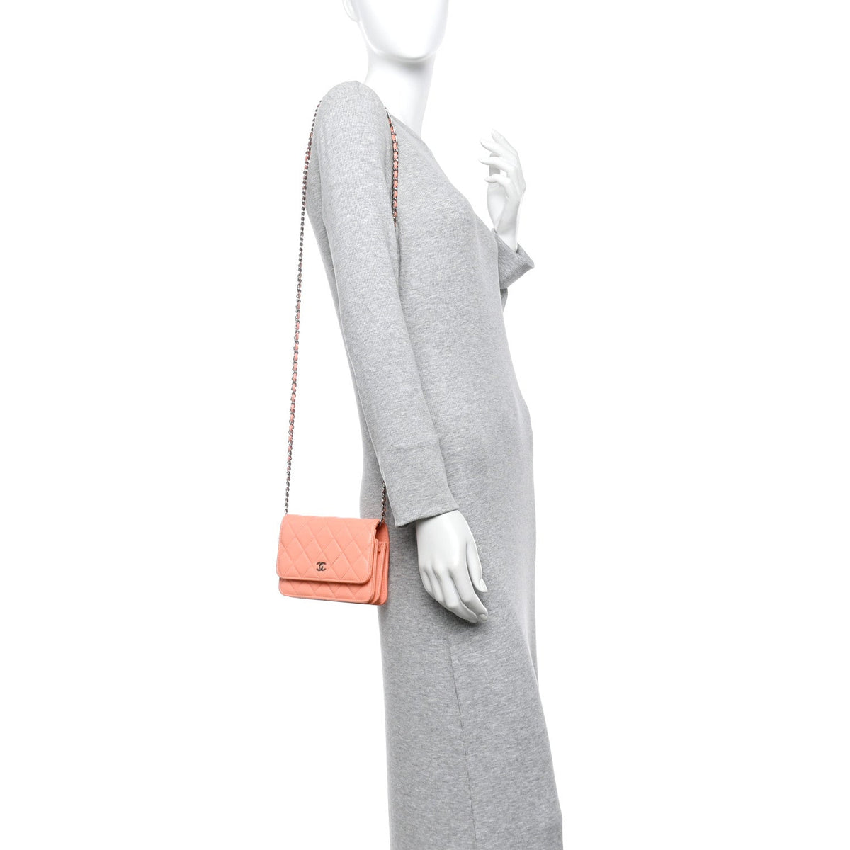 Caviar Quilted Mini Wallet On Chain WOC Coral wholesalehk.shop