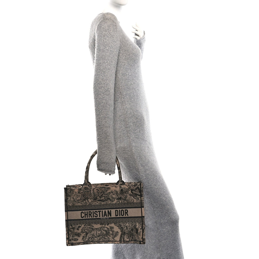 Canvas Embroidered Medium Dioriviera Toile De Jouy Book Tote Black £¨ Direct shipment via from wholesalehk.shop