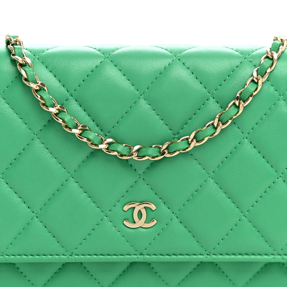 Lambskin Quilted Wallet On Chain WOC Green wholesalehk.shop