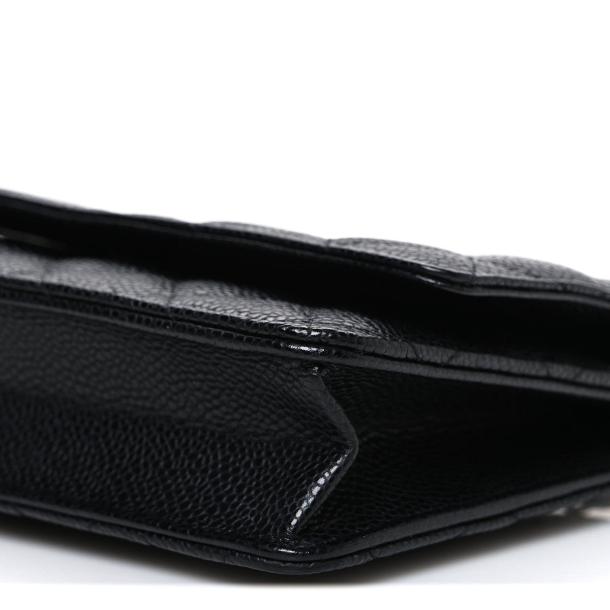 Caviar Quilted Wallet on Chain WOC Black wholesalehk.shop