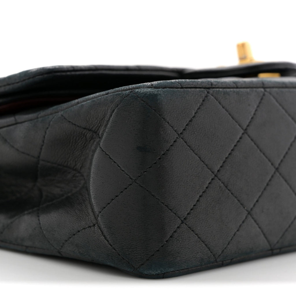 Lambskin Quilted Medium Double Flap Black wholesalehk.shop