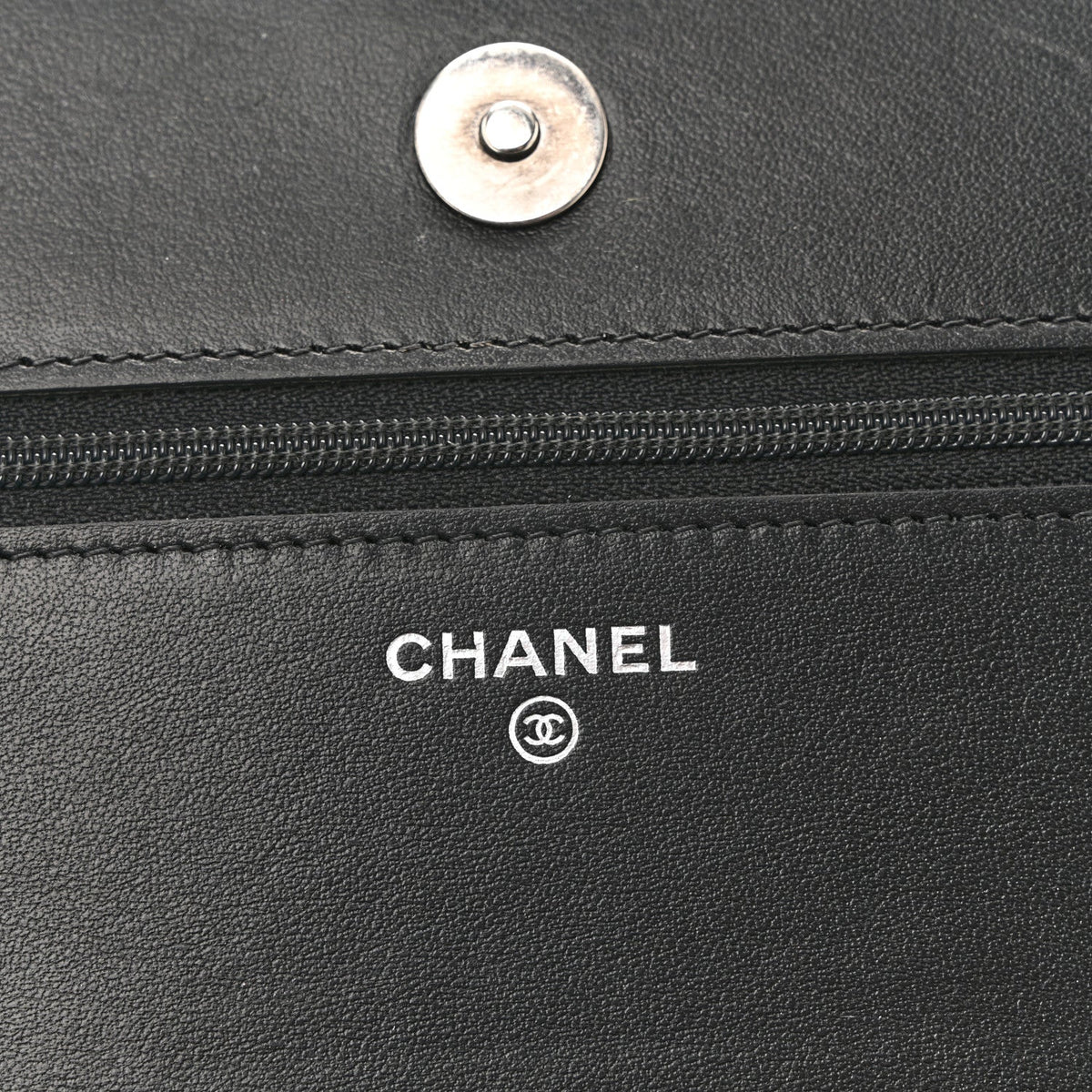 Caviar Quilted Boy Wallet On Chain WOC Black wholesalehk.shop