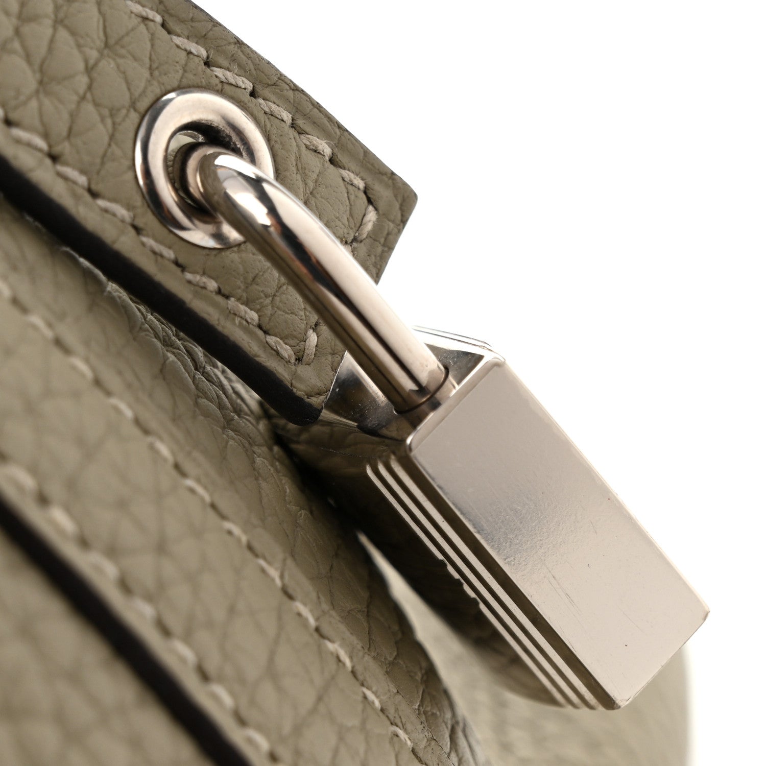 Taurillon Clemence Picotin Lock 22 MM Sauge £¨ Direct shipment via from wholesalehk.shop