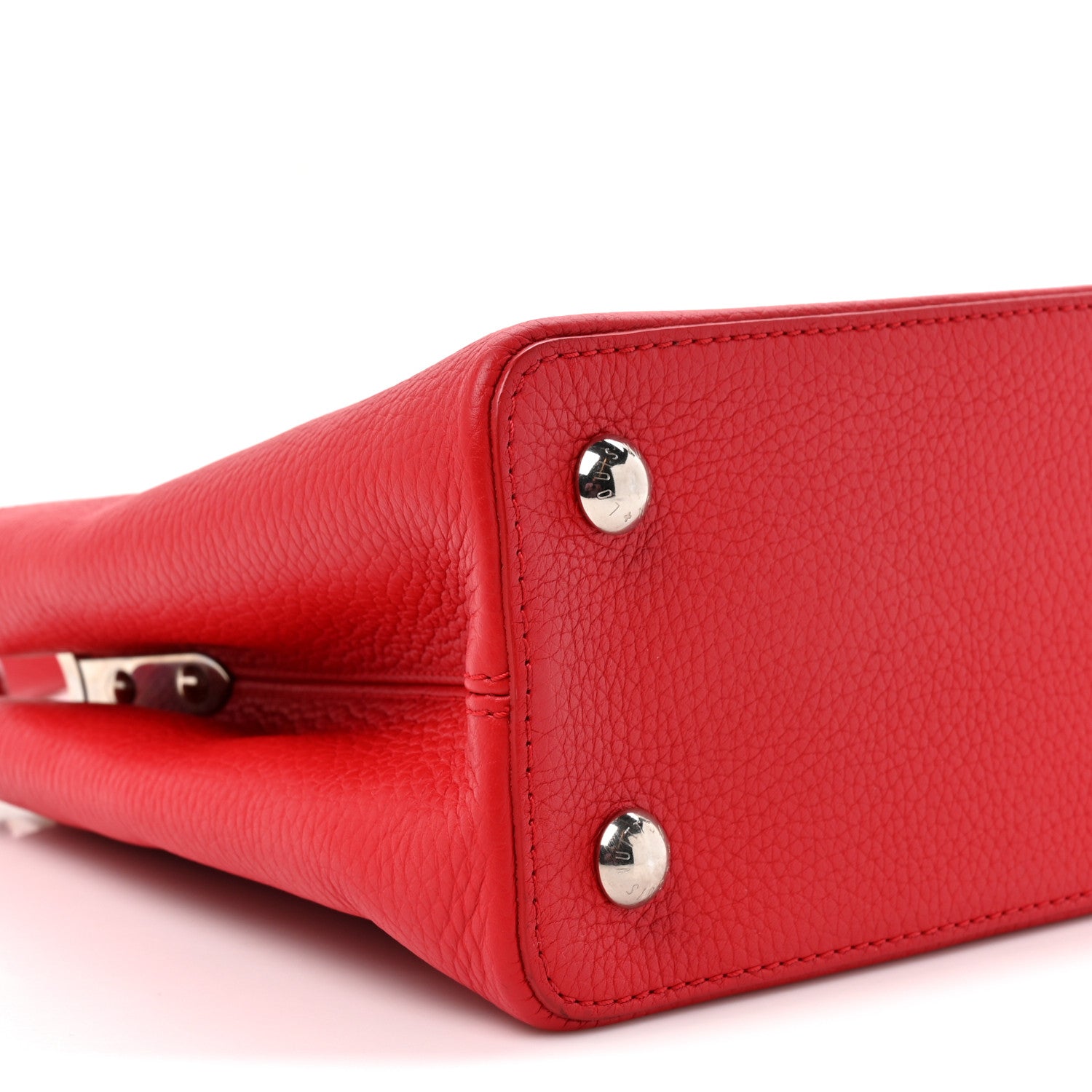 Taurillon Capucines PM Rubis £¨ Direct shipment via from wholesalehk.shop