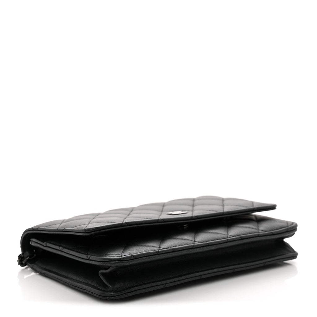 Pearly Lambskin Quilted Wallet On Chain WOC So Black wholesalehk.shop