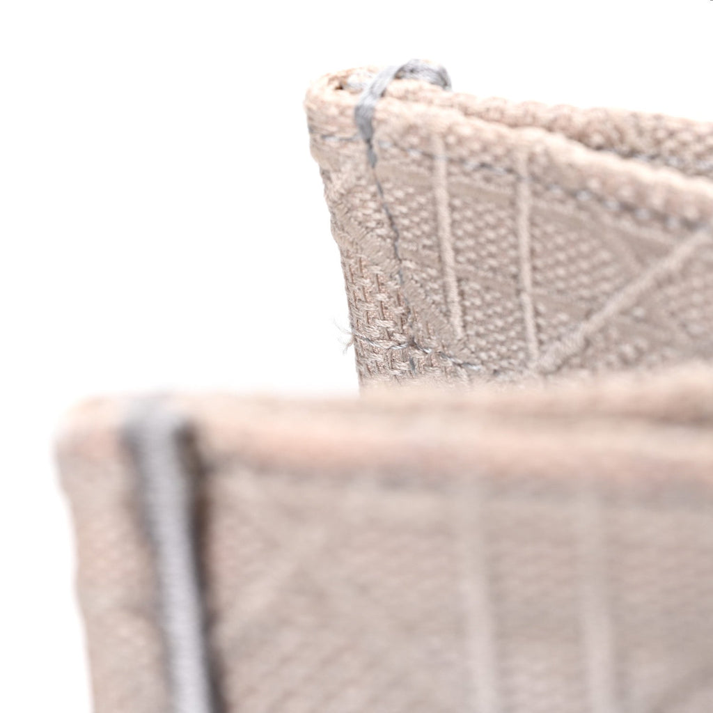 Canvas Embroidered Cannage Medium Book Tote Stone £¨ Direct shipment via from wholesalehk.shop
