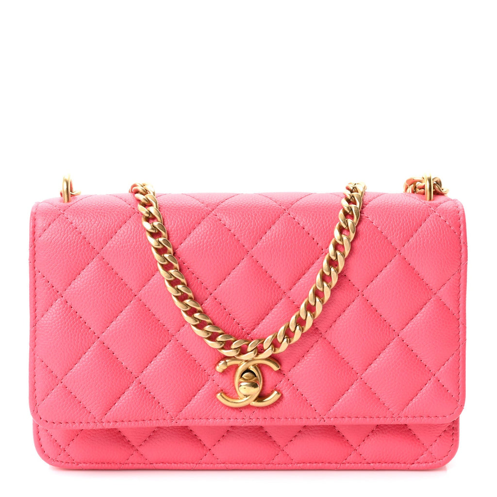 Caviar Quilted Sweetheart Wallet On Chain WOC Fuchsia wholesalehk.shop