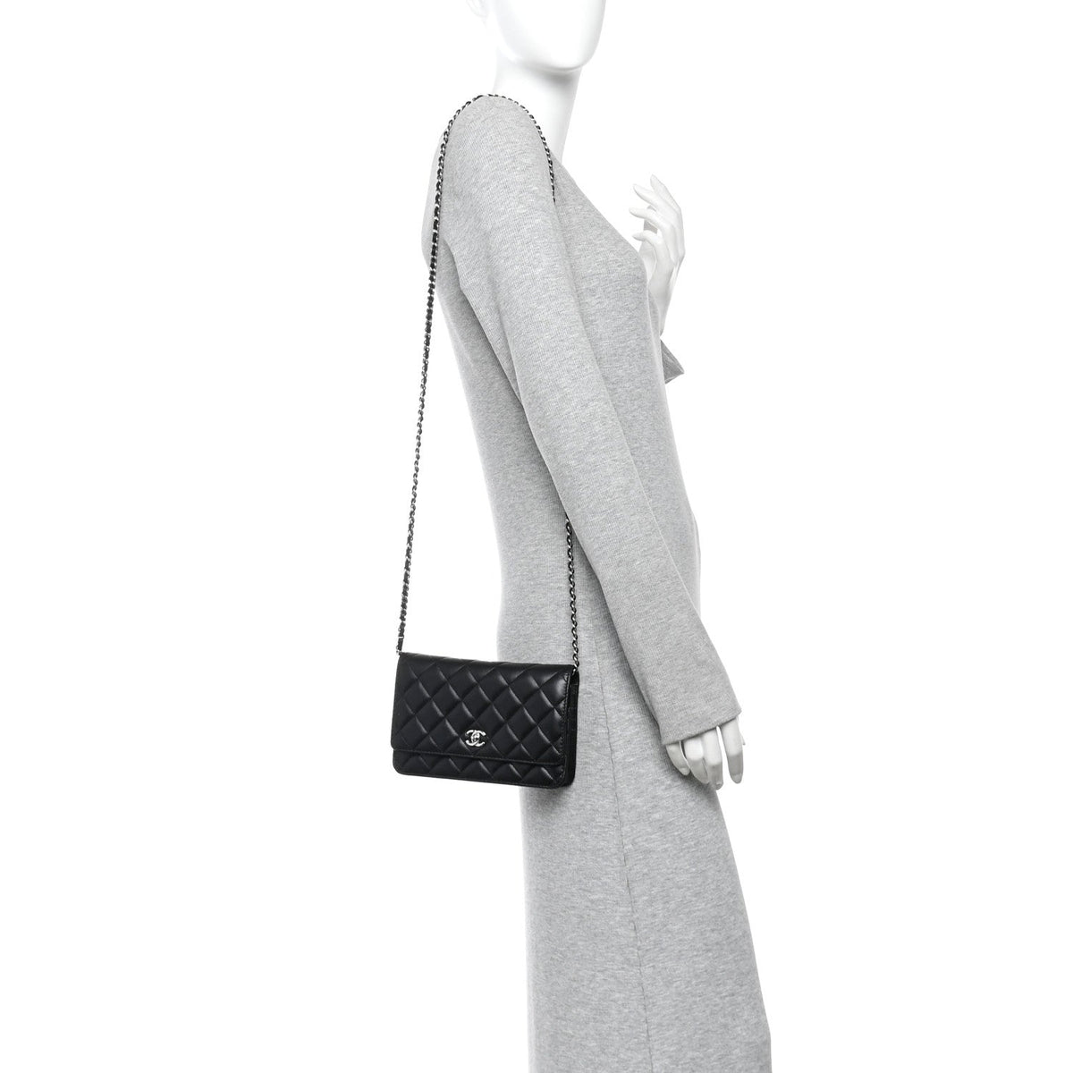 Lambskin Quilted CC Turnlock Wallet On Chain WOC Black wholesalehk.shop