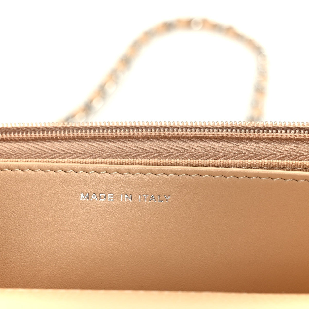 Caviar Quilted Wallet on Chain WOC Beige wholesalehk.shop