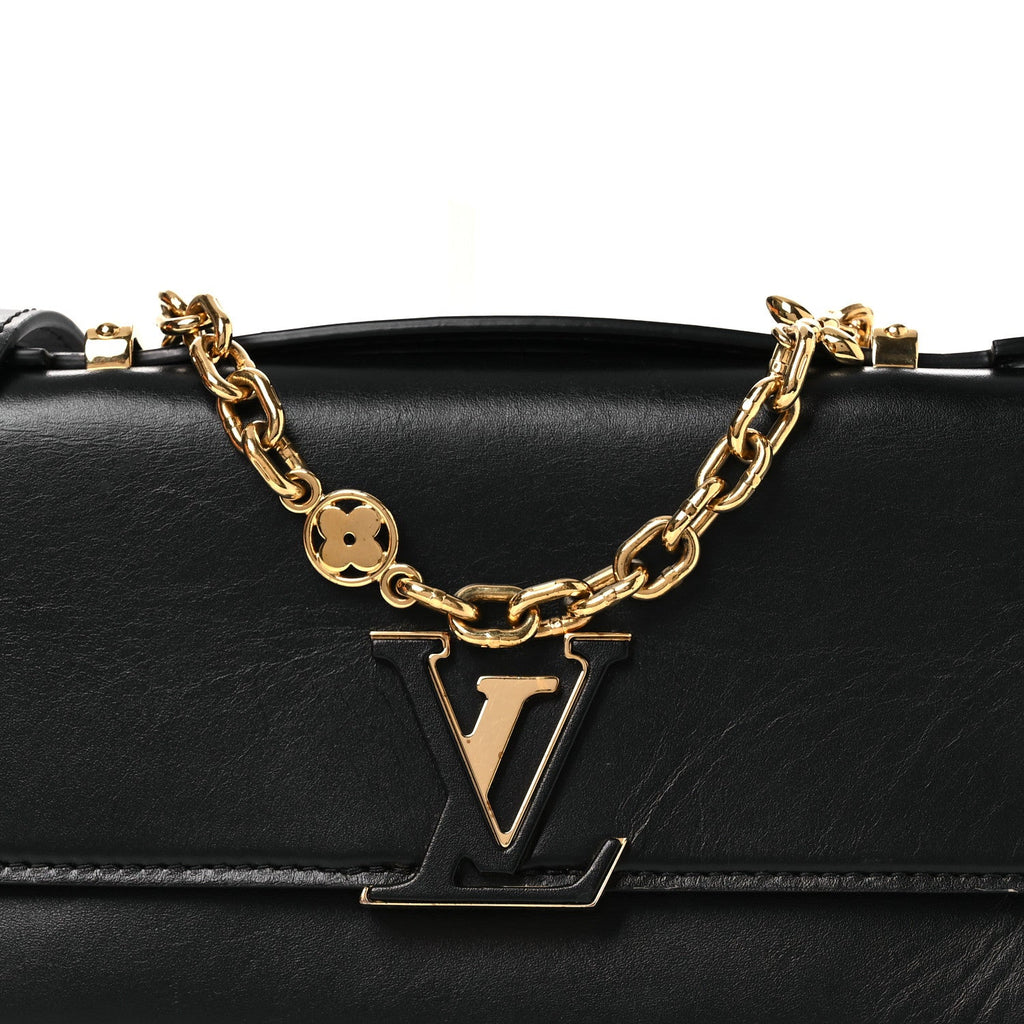 Calfskin LV Wallet On Chain Capucines Black £¨ Direct shipment via from wholesalehk.shop