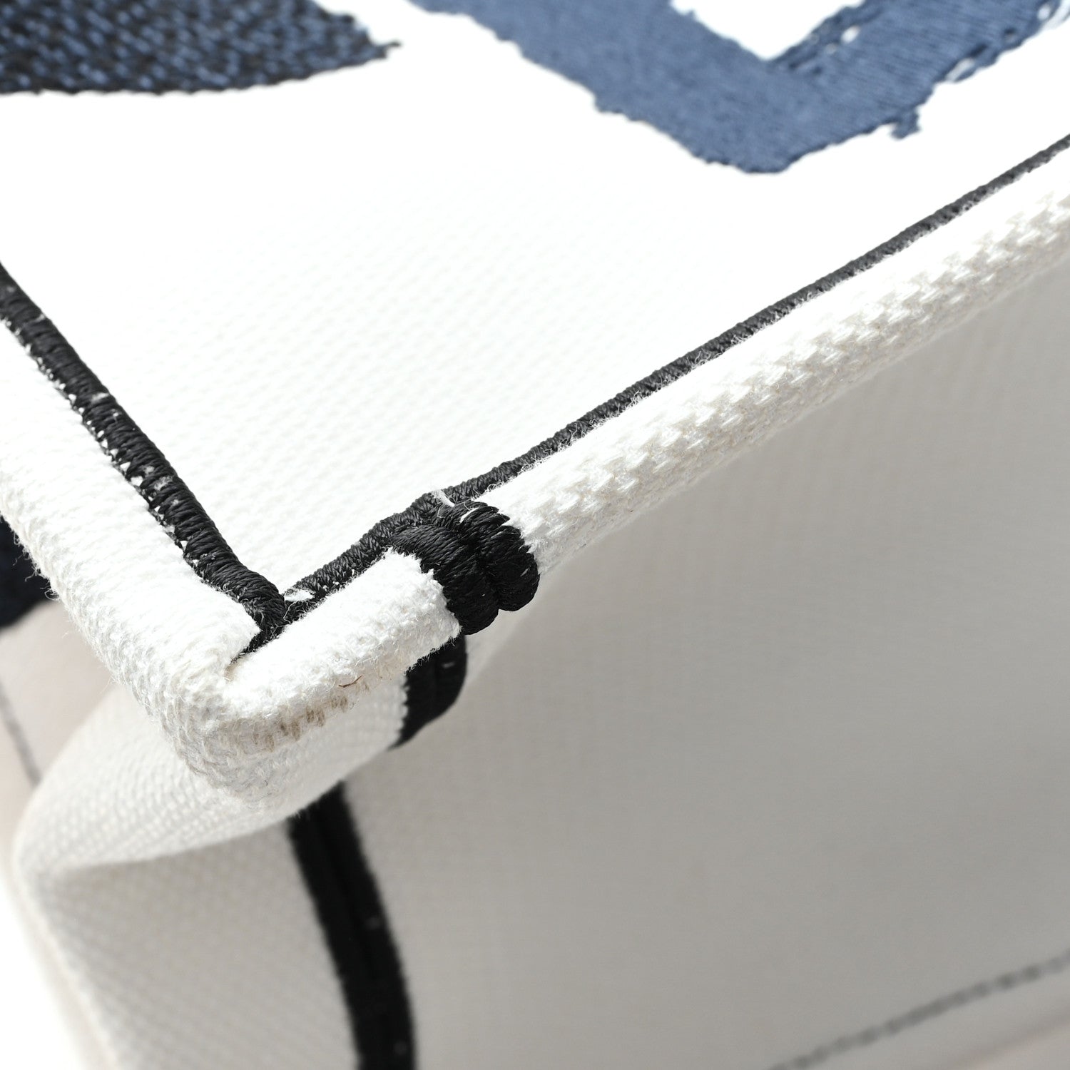 Canvas Embroidered Medium Miss Dior Graffiti Book Tote Navy White £¨ Direct shipment via from wholesalehk.shop