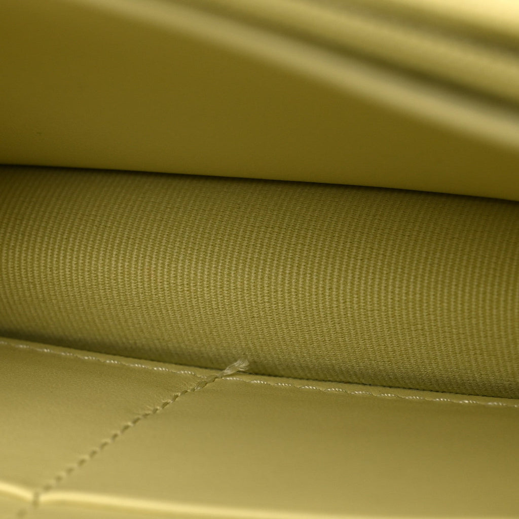 Calfskin Quilted Perfect Fit Wallet On Chain WOC Yellow wholesalehk.shop