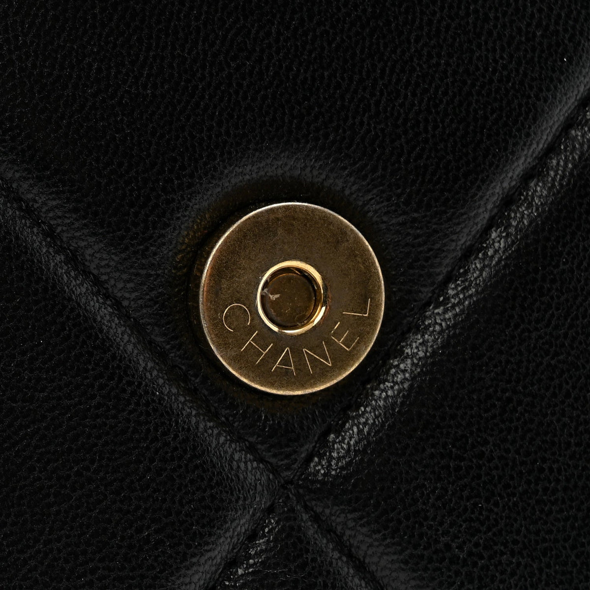 Lambskin Quilted Chanel 19 Wallet On Chain WOC Black wholesalehk.shop