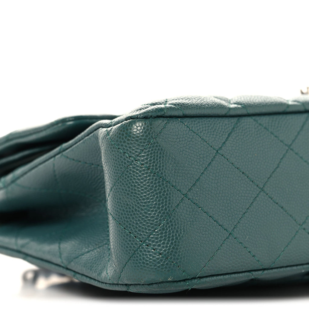 Caviar Quilted Medium Double Flap Green wholesalehk.shop