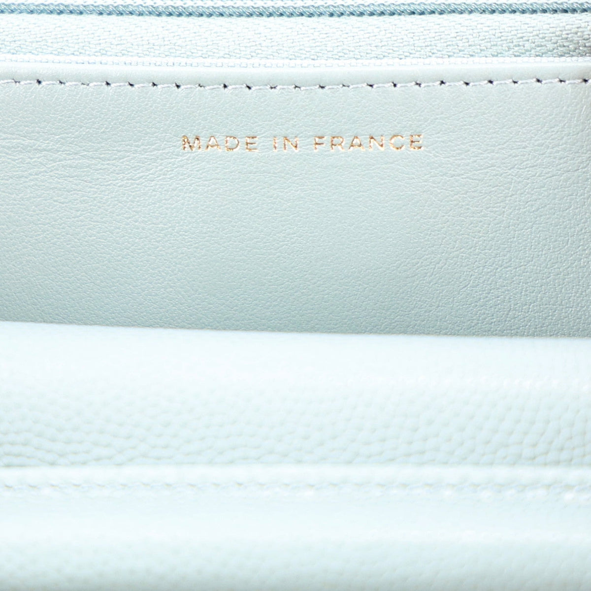 Caviar Quilted Wallet on Chain WOC Grey wholesalehk.shop
