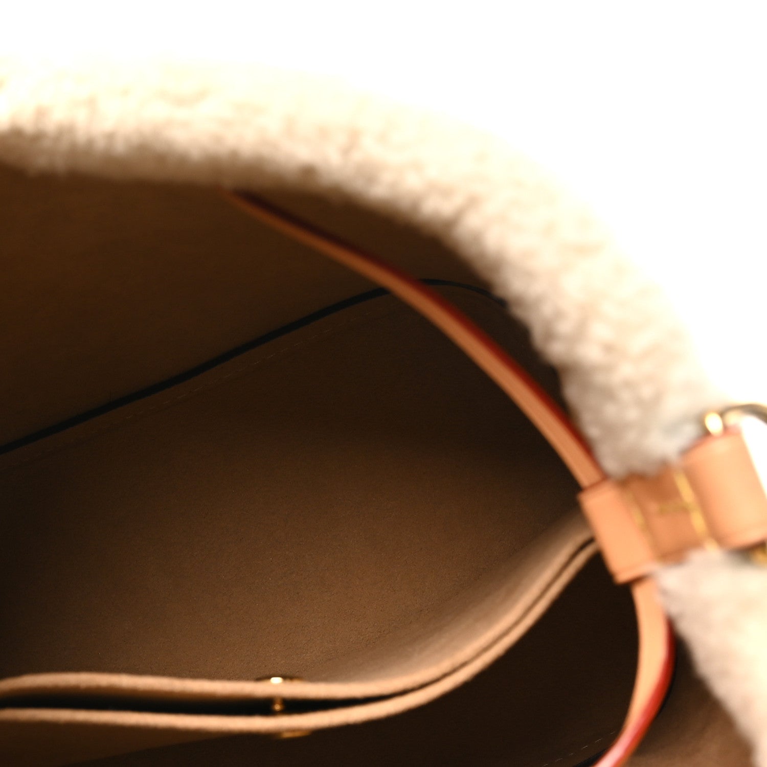 Monogram Shearling Cozygram Neonoe BB £¨ Direct shipment via from wholesalehk.shop