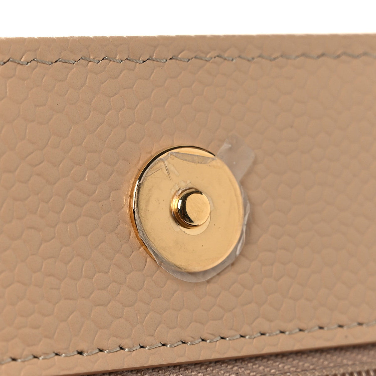 Caviar Quilted Wallet on Chain WOC Beige wholesalehk.shop
