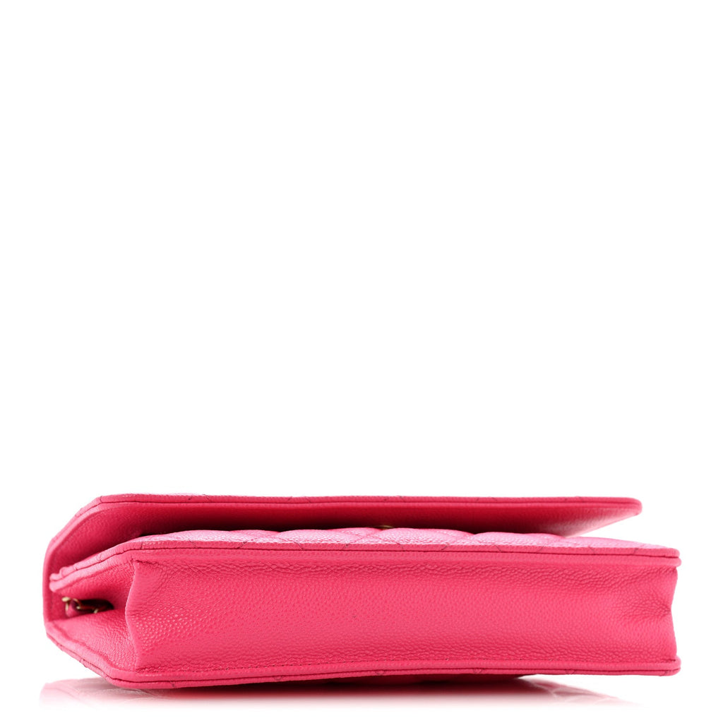 Caviar Quilted Wallet on Chain WOC Fuchsia wholesalehk.shop